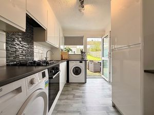 Photo 6- click for photo gallery